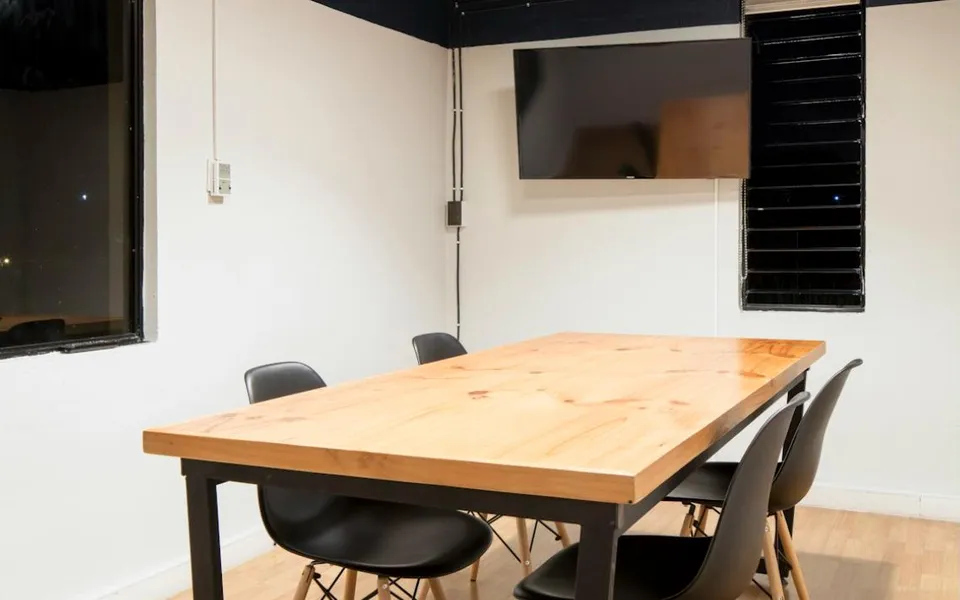 Table de réunion bois massif